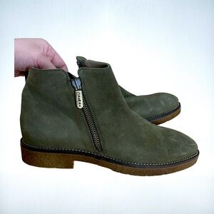 NWOT Italeau Leather Boots Waterproof Foliana Booties Ankle Boots W8